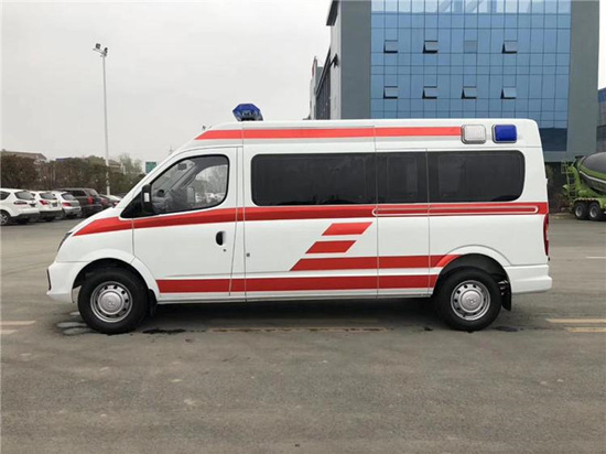 （國(guó)六）上汽大通長(zhǎng)軸救護(hù)車(chē)